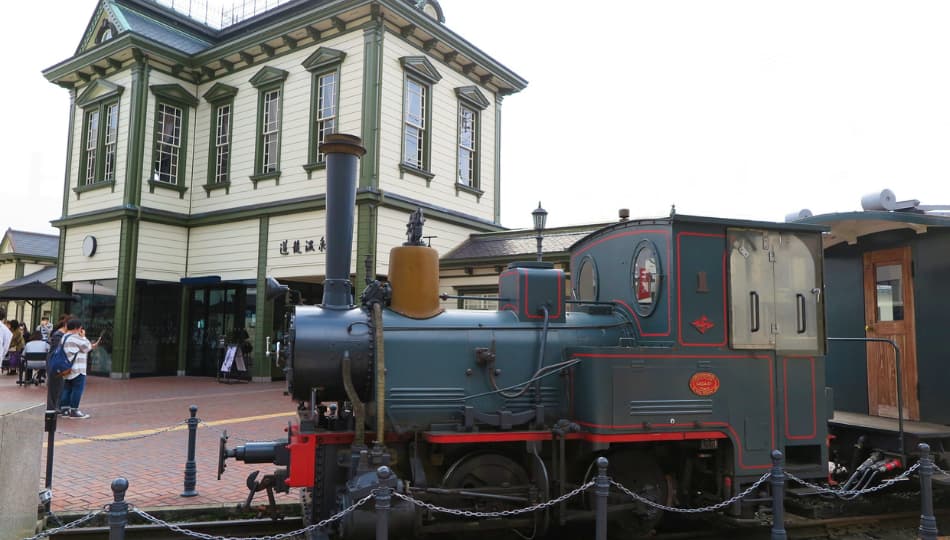 道後ハイカラ通りや周辺散策の様子