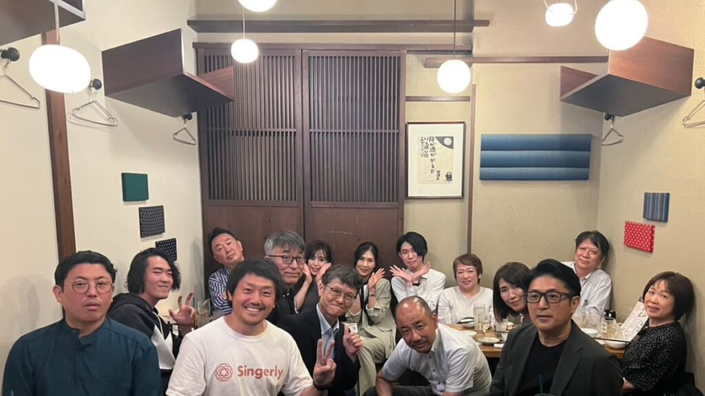 2026年5月15日、東京・丸の内にて第41回 愛媛県人会異業種交流会 in 東京を開催しました。15名の皆さまにご参加いただき、そのうち4名が初参加。愛媛出身者、愛媛にゆかりのある方、愛媛が好きな方が集まり、温かな交流の時間となりました。